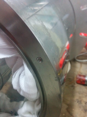 Broken bolt on repair (Janis cryostat )
